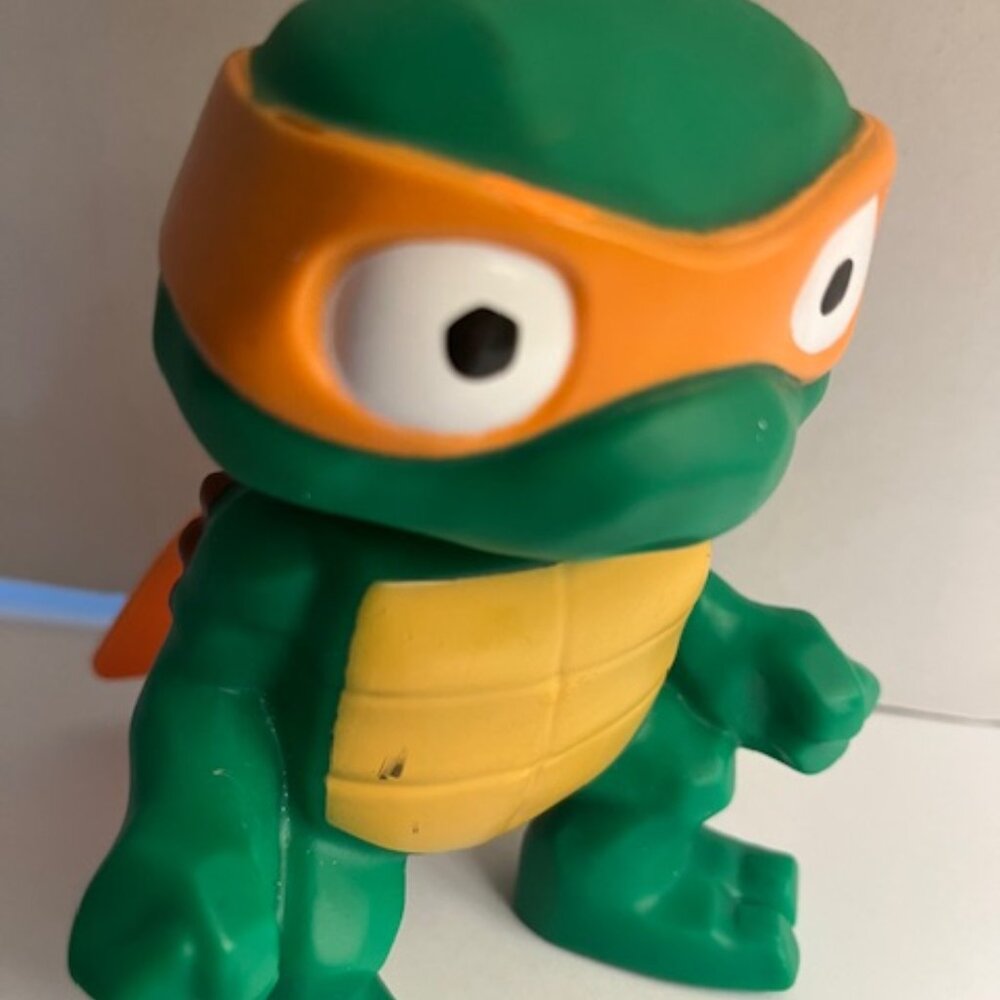 Teenage Mutant Ninja Turtles Michelangelo Tootin’ Tots Farting Figure Toy - NEW
